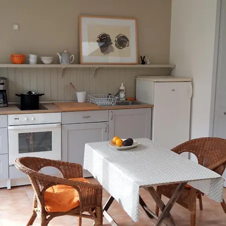 Maisonnette L'olivier Bleu 度假居 南特